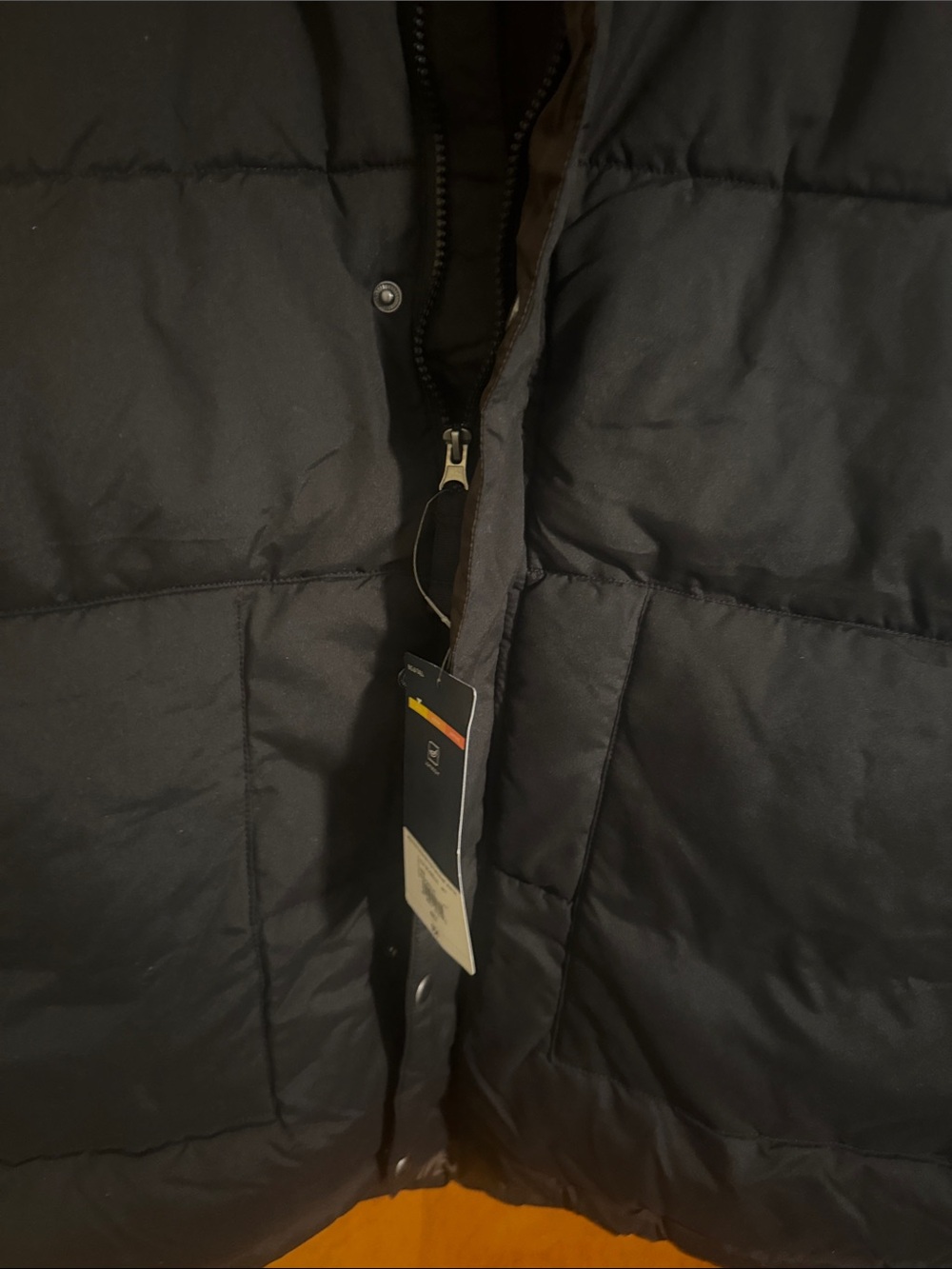 Black Puffer Vest Mens 4X Tall 4XLT - Picture 3 of 4